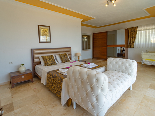  gece  -  Kasım
  | Kalkan Akbel'de Eşsiz Deniz Manzaralı Geniş Aile Villası